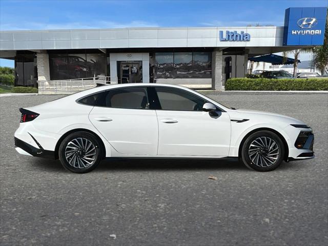 Thumbnail: 2025 Hyundai Sonata - 9