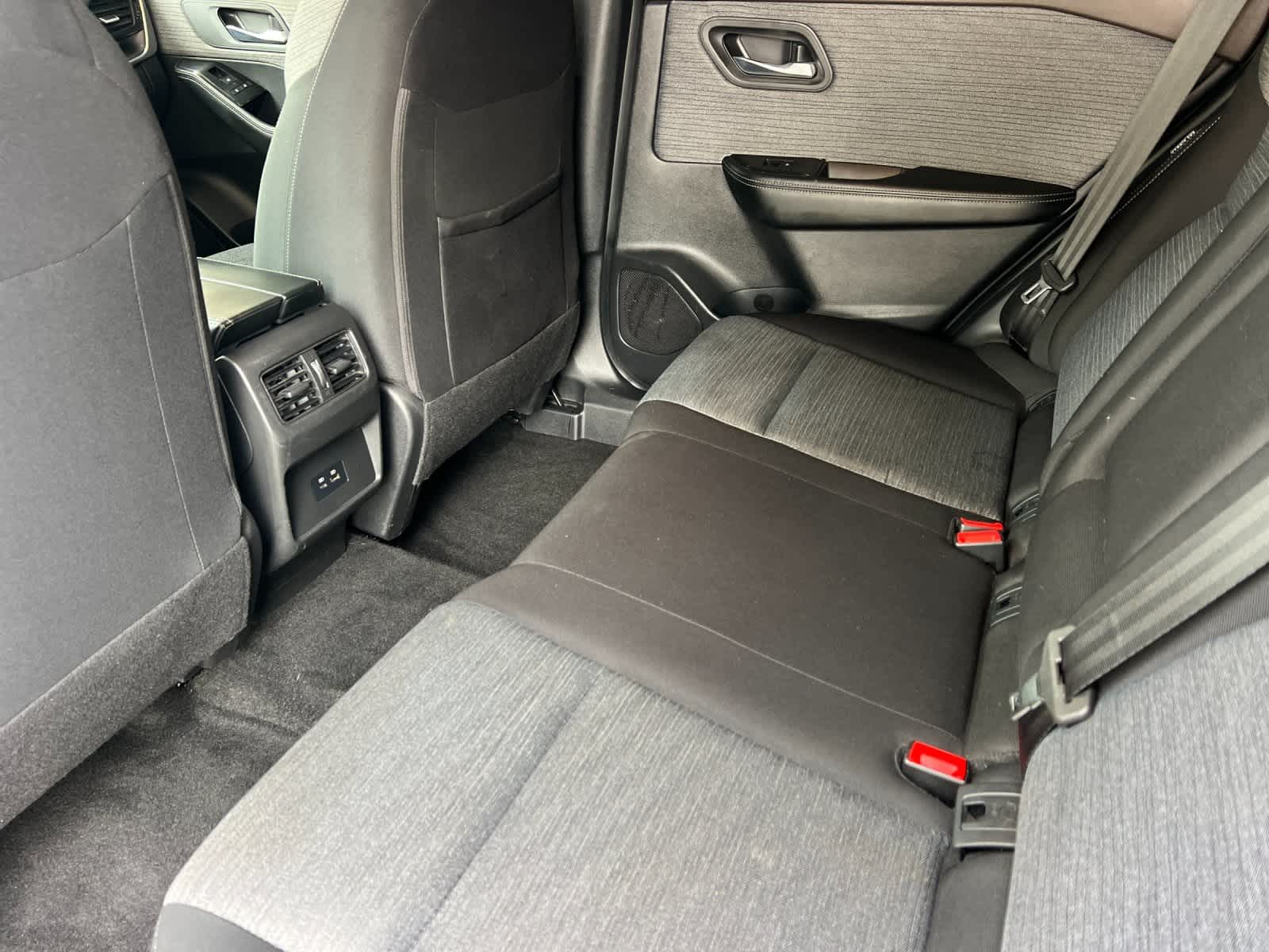 Thumbnail: 2023 Nissan Rogue - 5