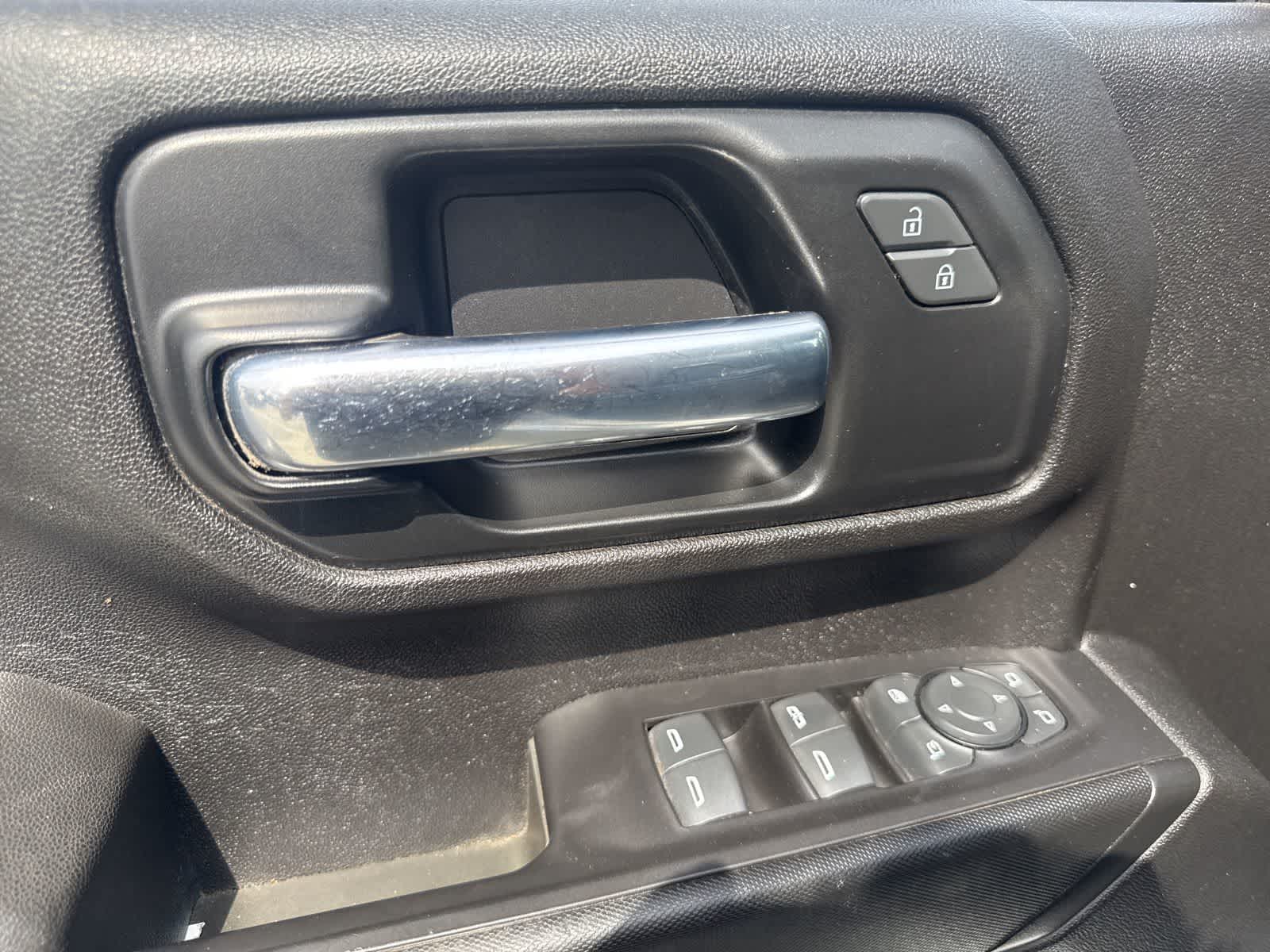 Thumbnail: 2021 GMC Sierra 3500 - 18