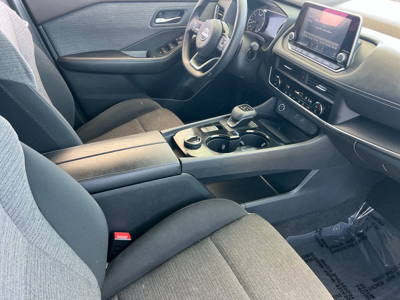 Thumbnail: 2023 Nissan Rogue - 17