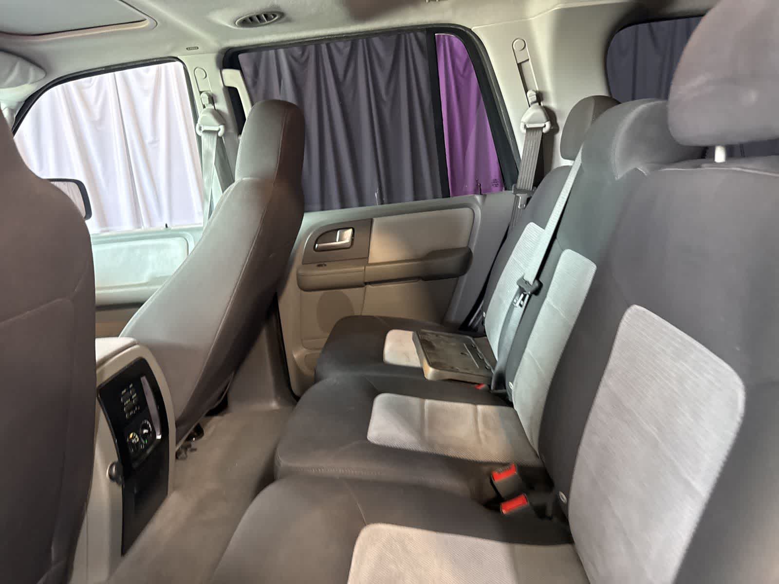 Thumbnail: 2004 Ford Expedition - 16