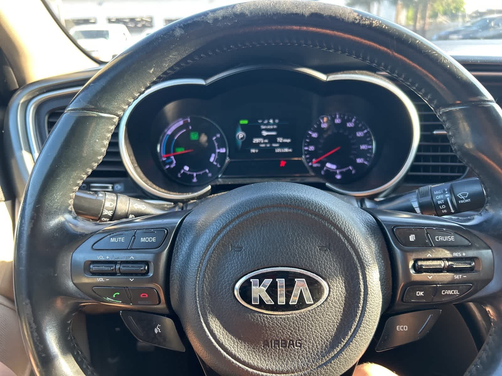 Thumbnail: 2015 Kia Optima - 30
