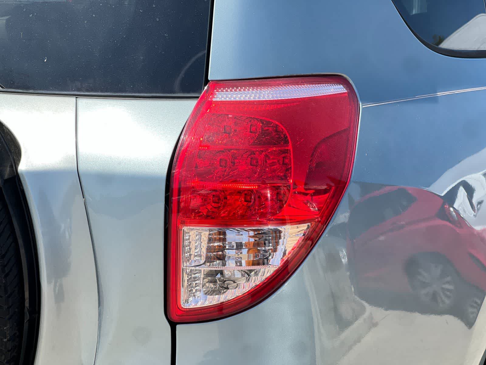Thumbnail: 2007 Toyota RAV4 - 26