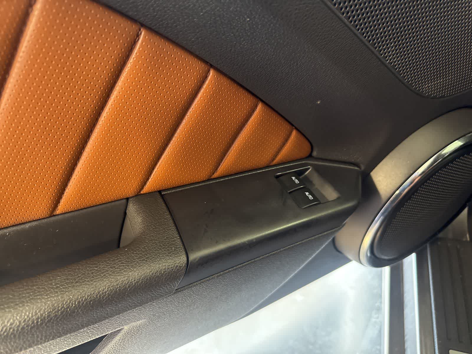 Thumbnail: 2014 Ford Mustang - 16