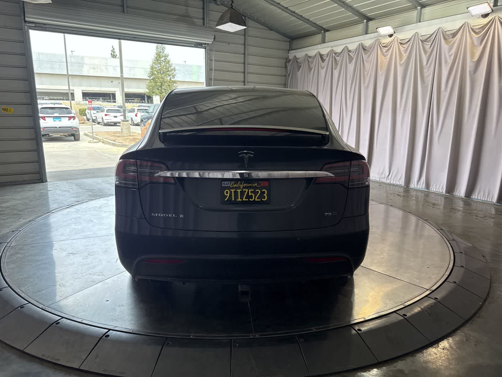 Thumbnail: 2017 Tesla Model X - 5