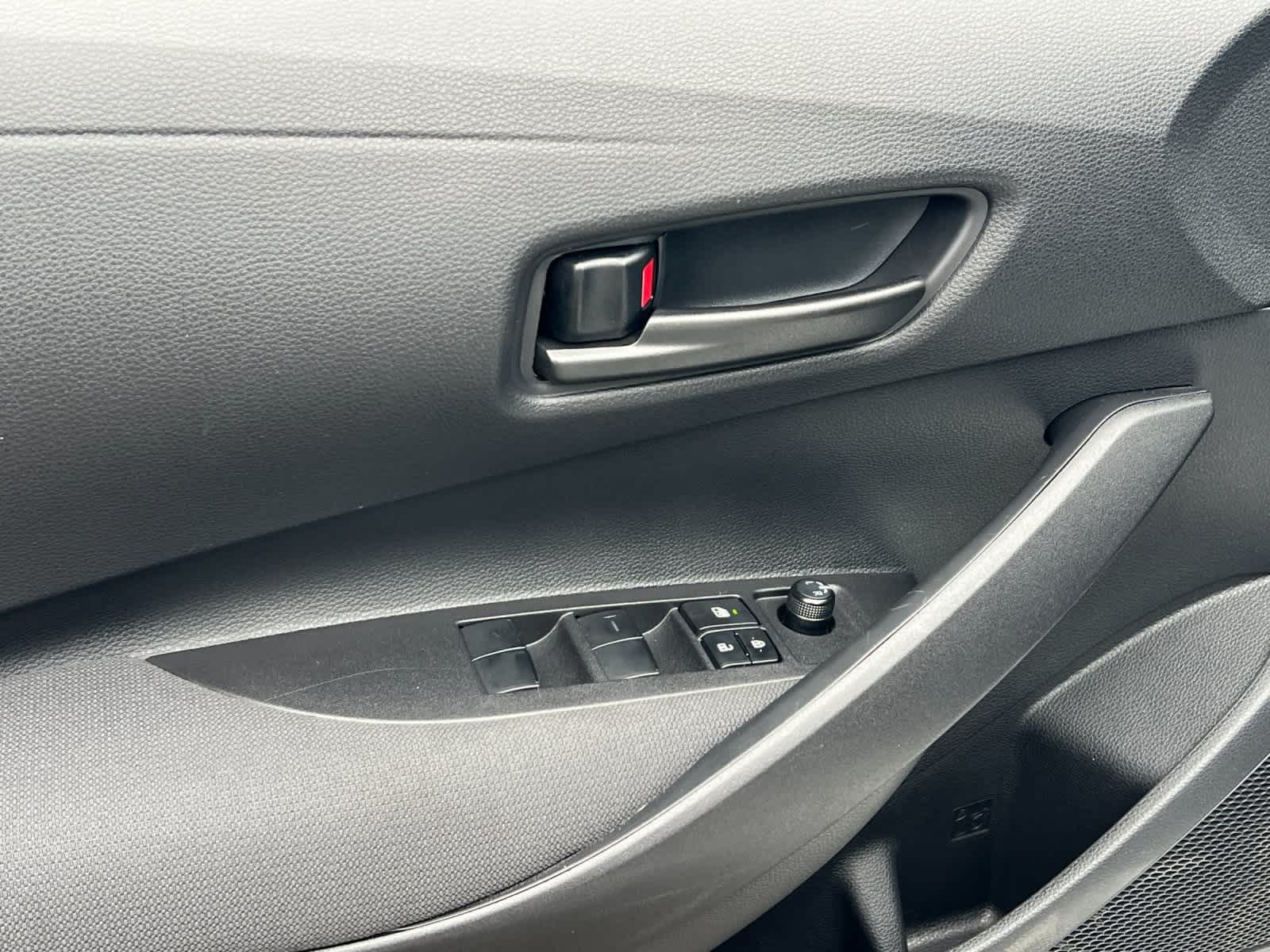 Thumbnail: 2025 Toyota Corolla - 12