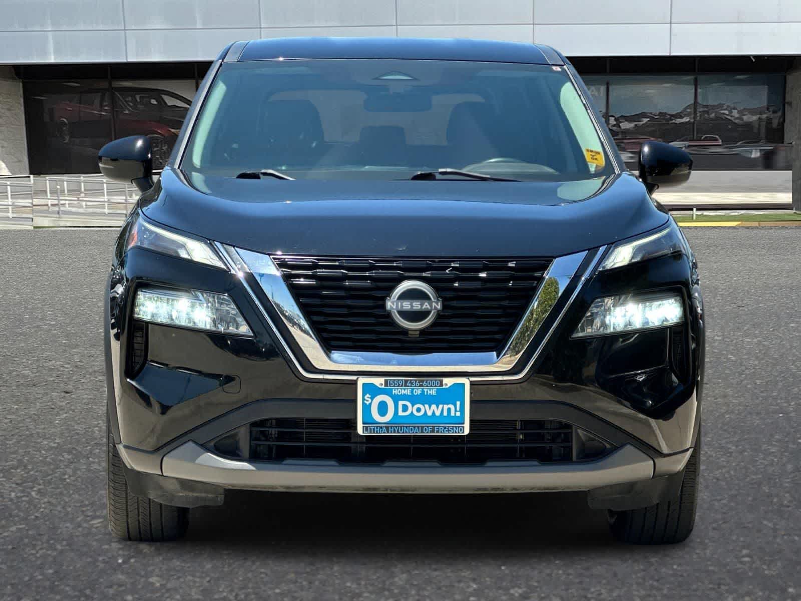 Thumbnail: 2022 Nissan Rogue - 10