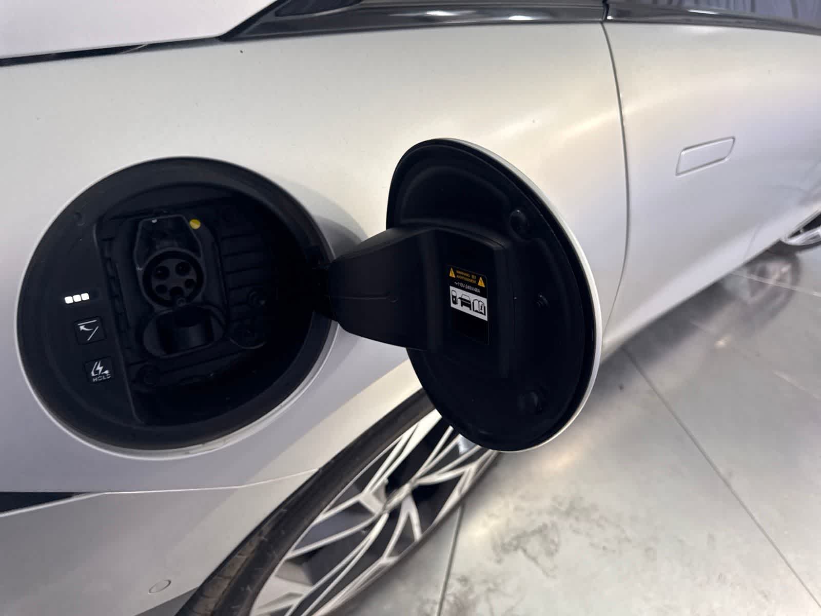 Thumbnail: 2024 Hyundai Ioniq 6 - 12