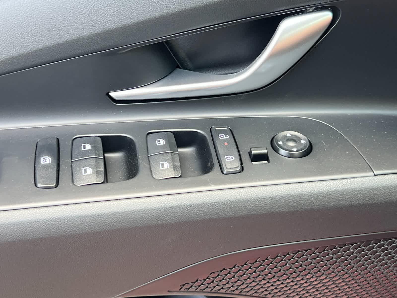 Thumbnail: 2025 Hyundai Elantra - 13