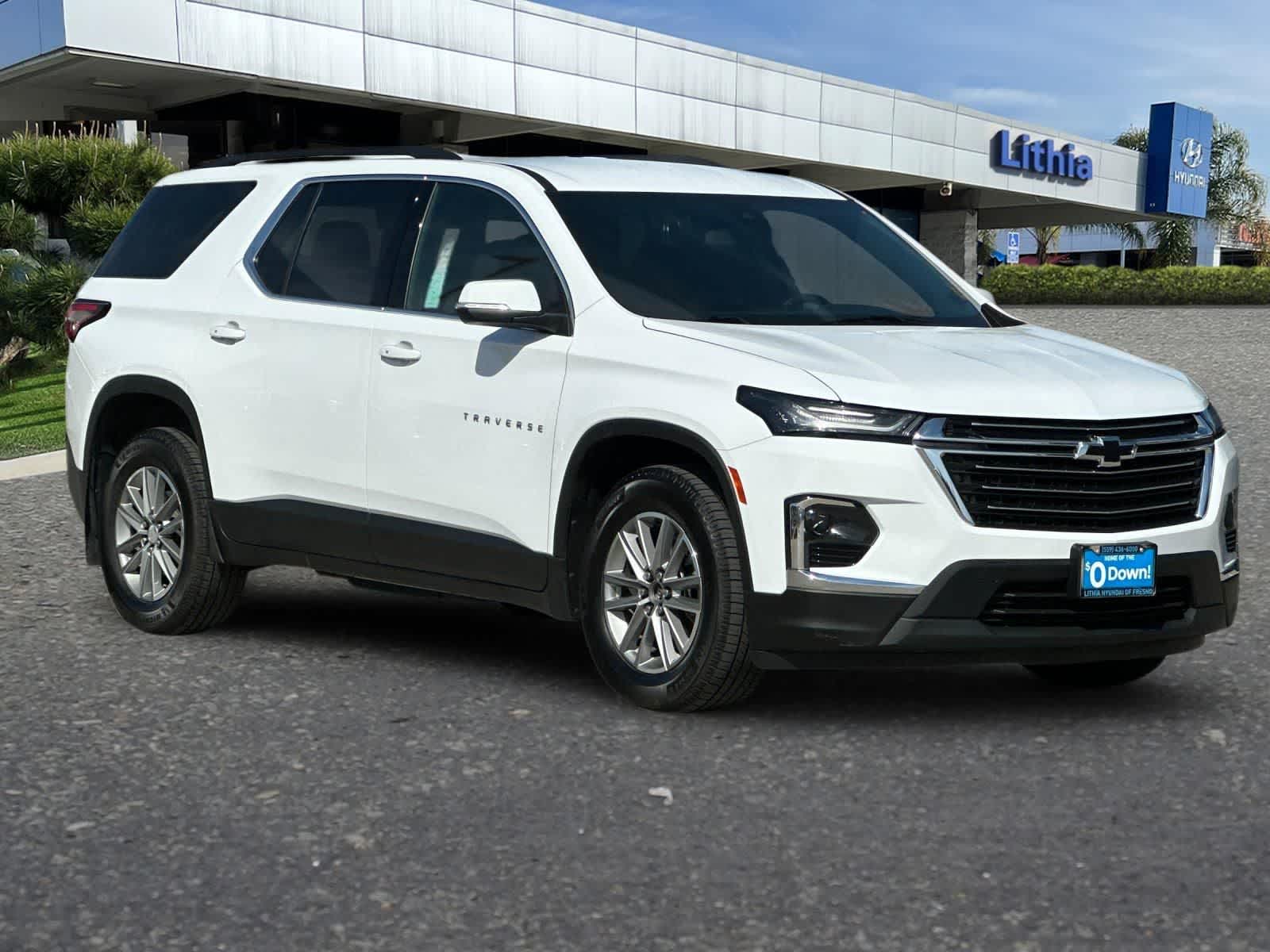 Thumbnail: 2022 Chevrolet Traverse - 10