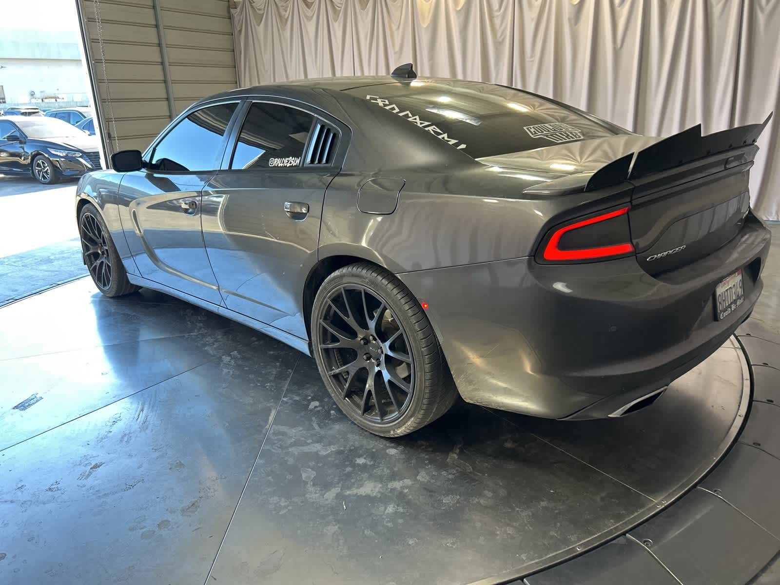 Thumbnail: 2015 Dodge Charger - 15