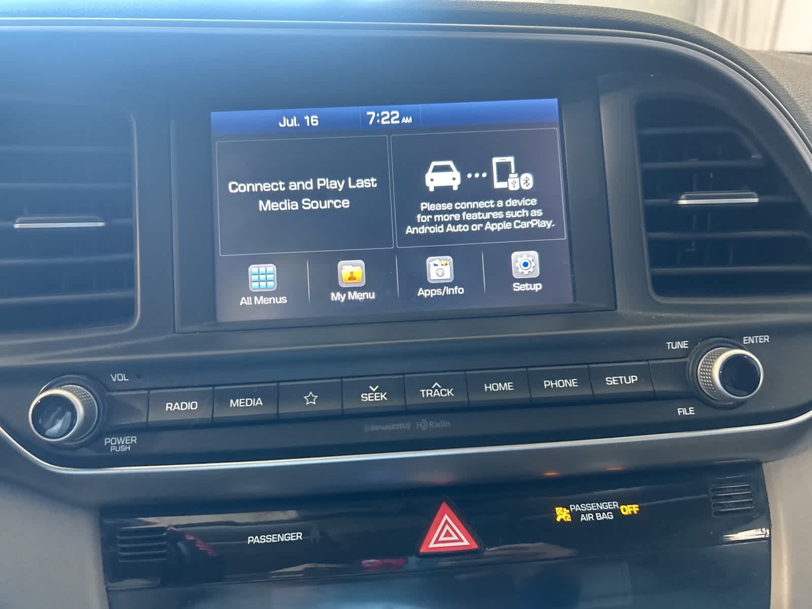 Thumbnail: 2020 Hyundai Elantra - 26
