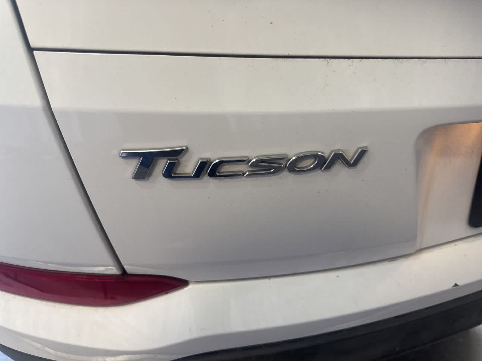 Thumbnail: 2017 Hyundai Tucson - 13