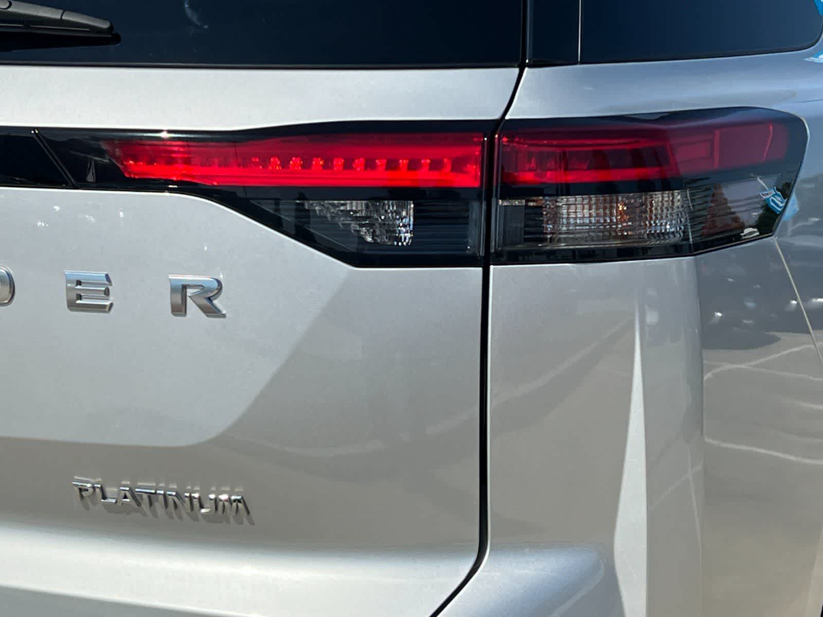 Thumbnail: 2023 Nissan Pathfinder - 28
