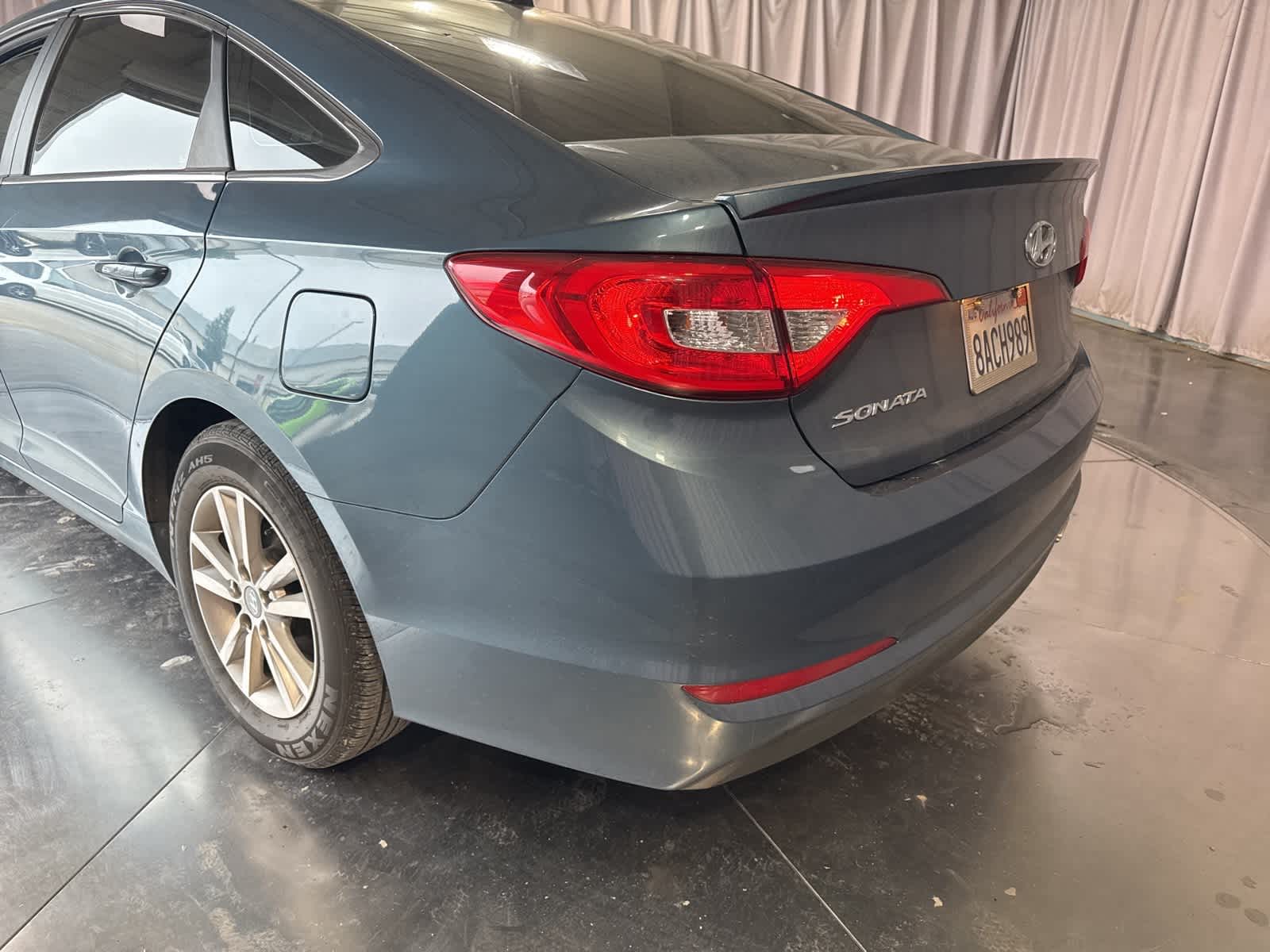 Thumbnail: 2017 Hyundai Sonata - 10