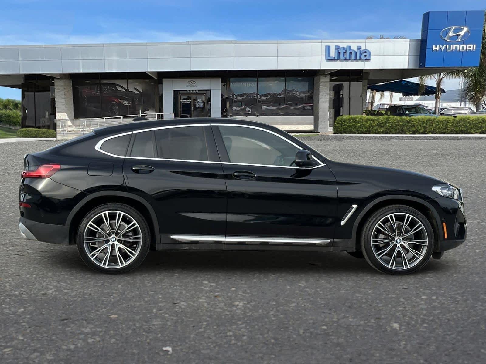 Thumbnail: 2023 BMW X4 - 8