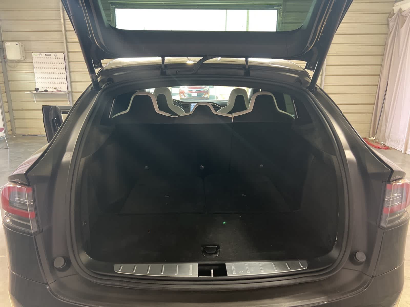 Thumbnail: 2017 Tesla Model X - 28