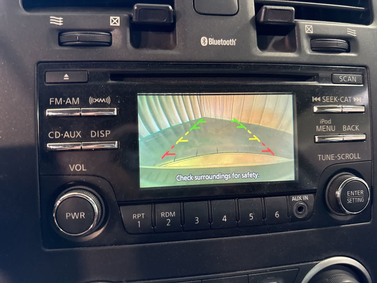 Thumbnail: 2015 Nissan Leaf - 24