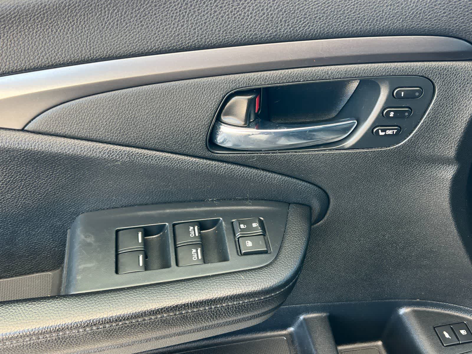 Thumbnail: 2022 Honda Pilot - 10