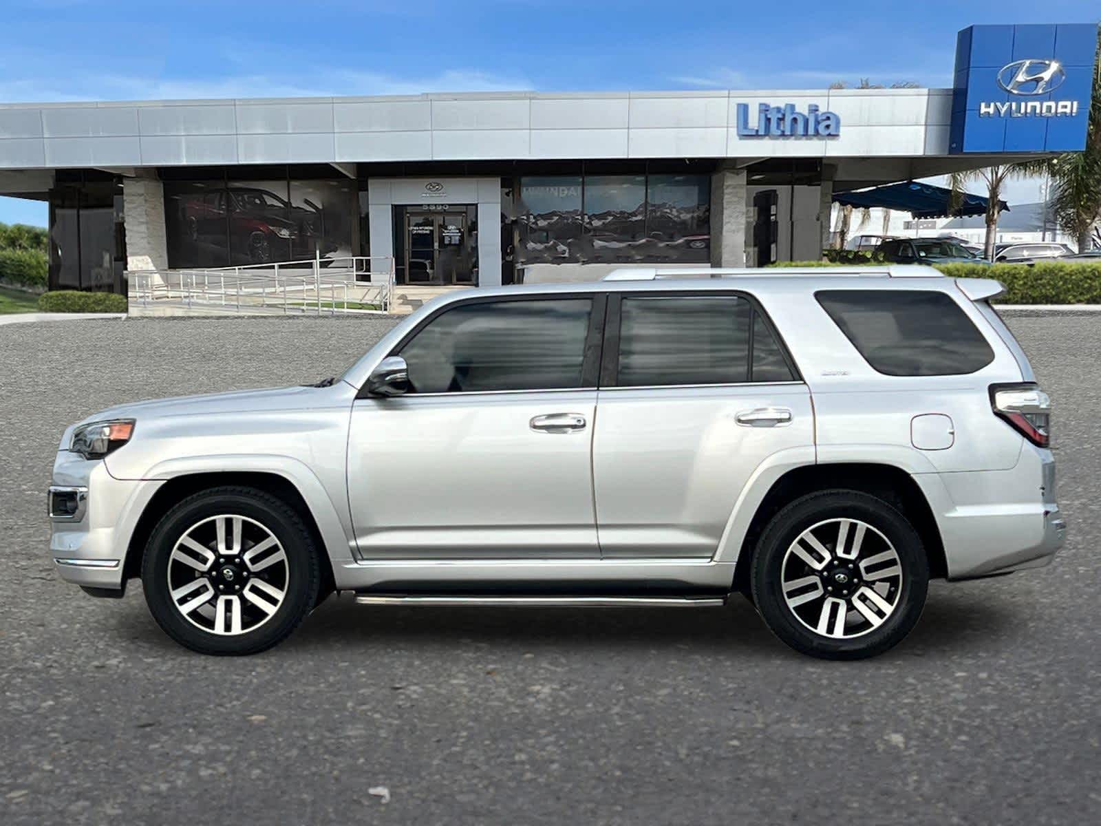 Thumbnail: 2016 Toyota 4Runner - 5