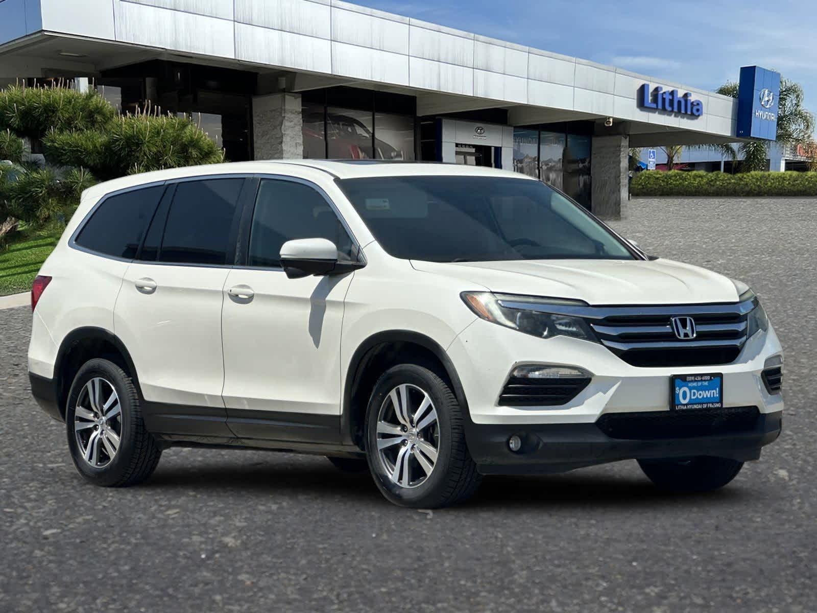 Thumbnail: 2018 Honda Pilot - 9
