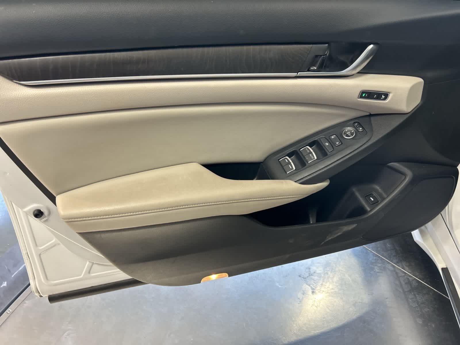 Thumbnail: 2018 Honda Accord - 22