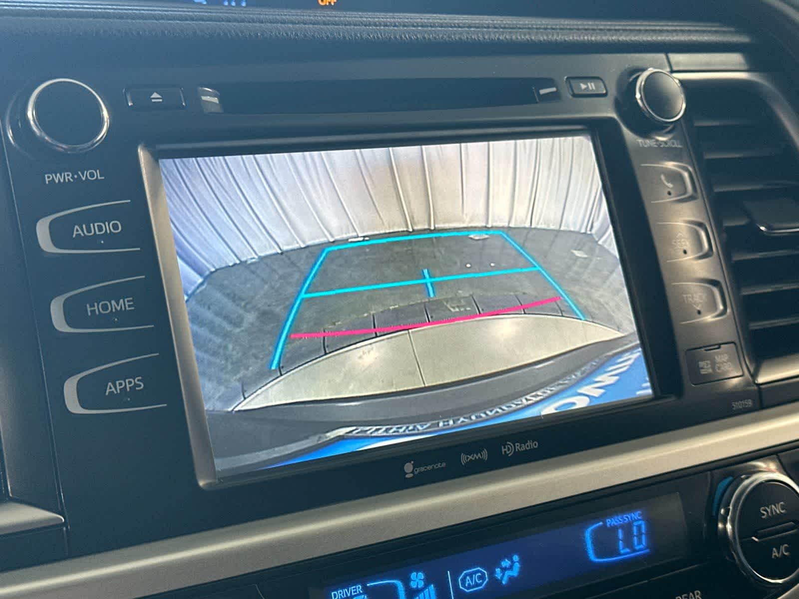 Thumbnail: 2016 Toyota Highlander - 22