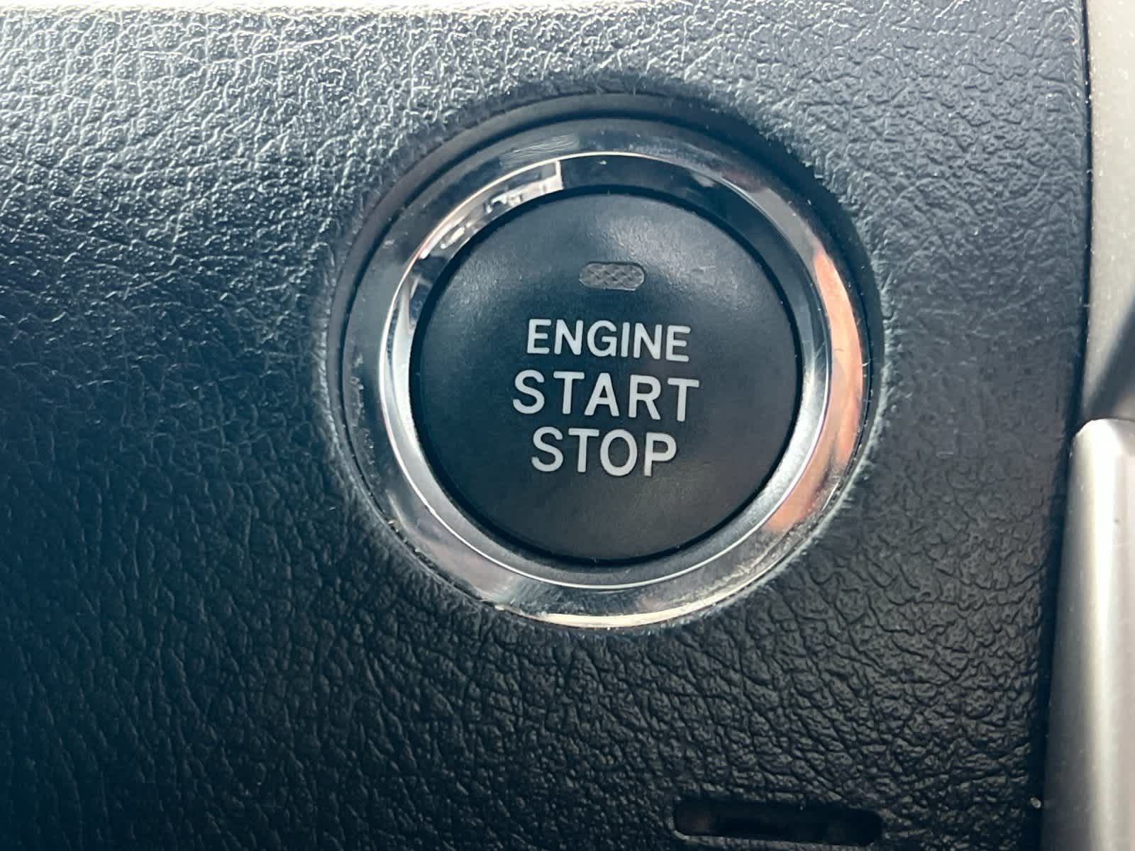 Thumbnail: 2016 Toyota 4Runner - 24