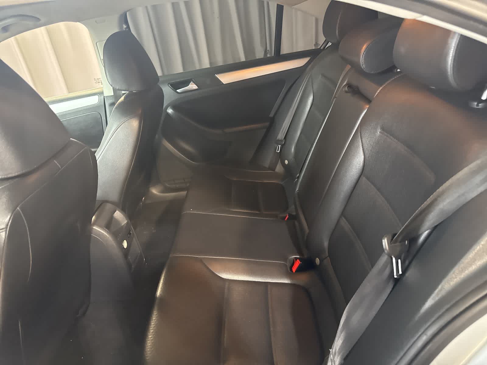 Thumbnail: 2014 Volkswagen Jetta - 15