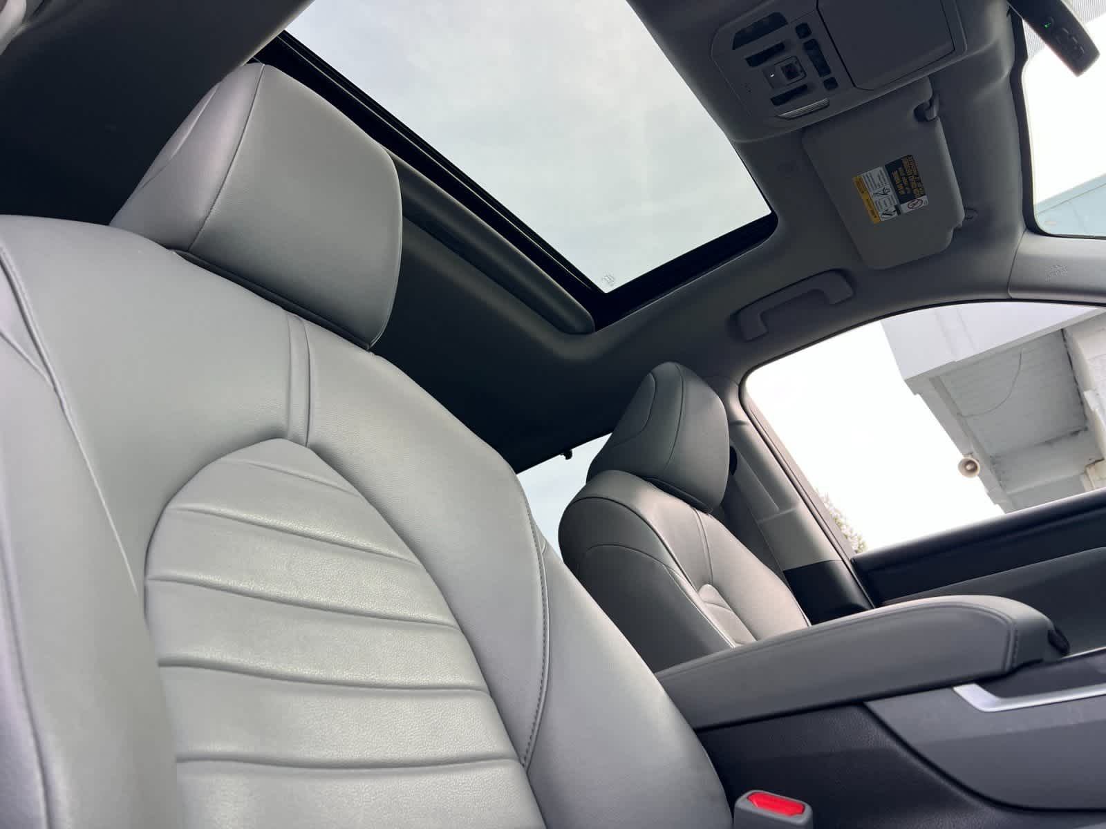 Thumbnail: 2022 Toyota Highlander - 18