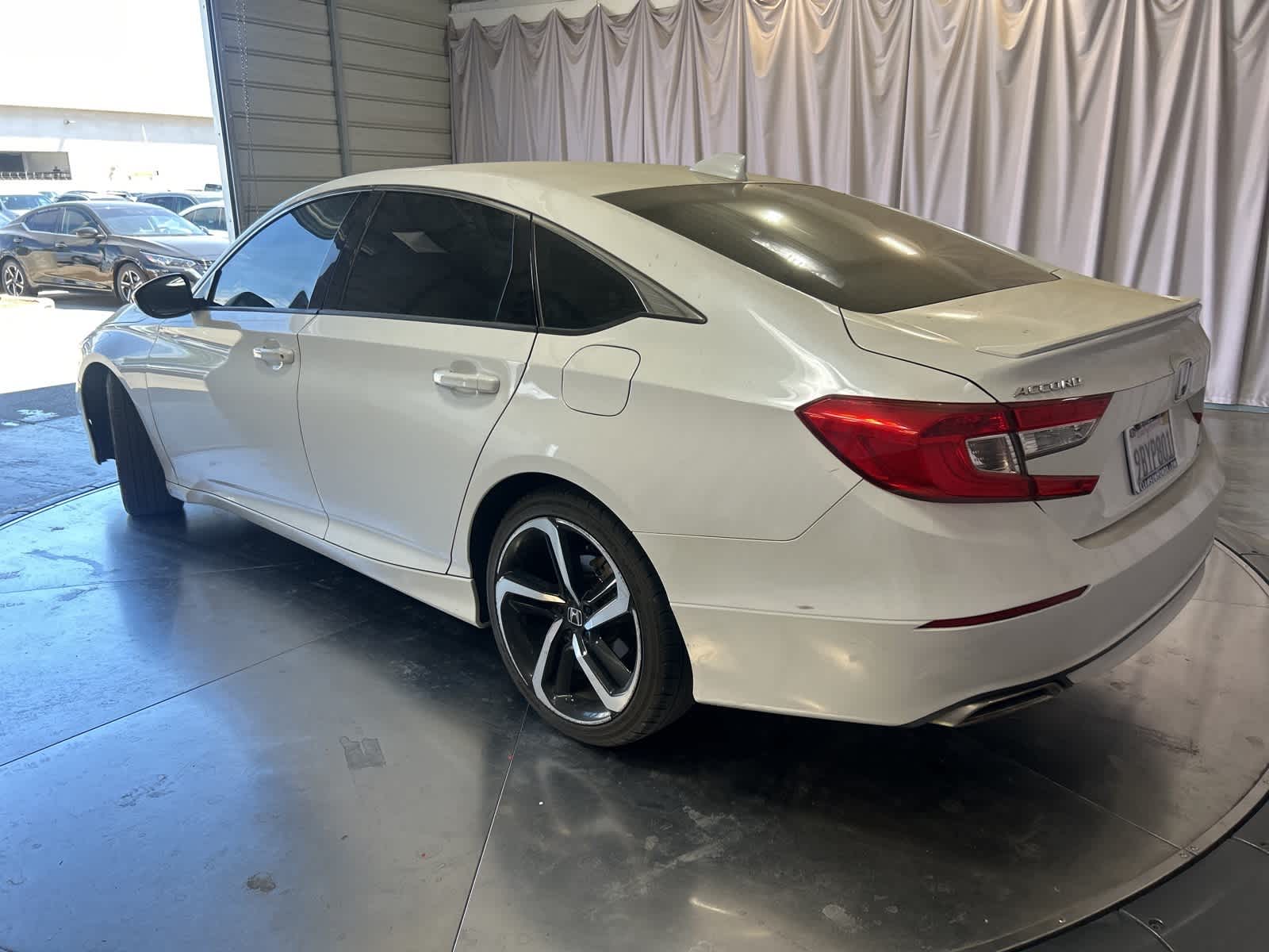 Thumbnail: 2019 Honda Accord - 14