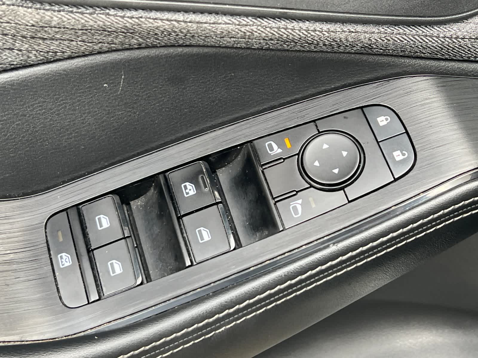 Thumbnail: 2023 Nissan Rogue - 14