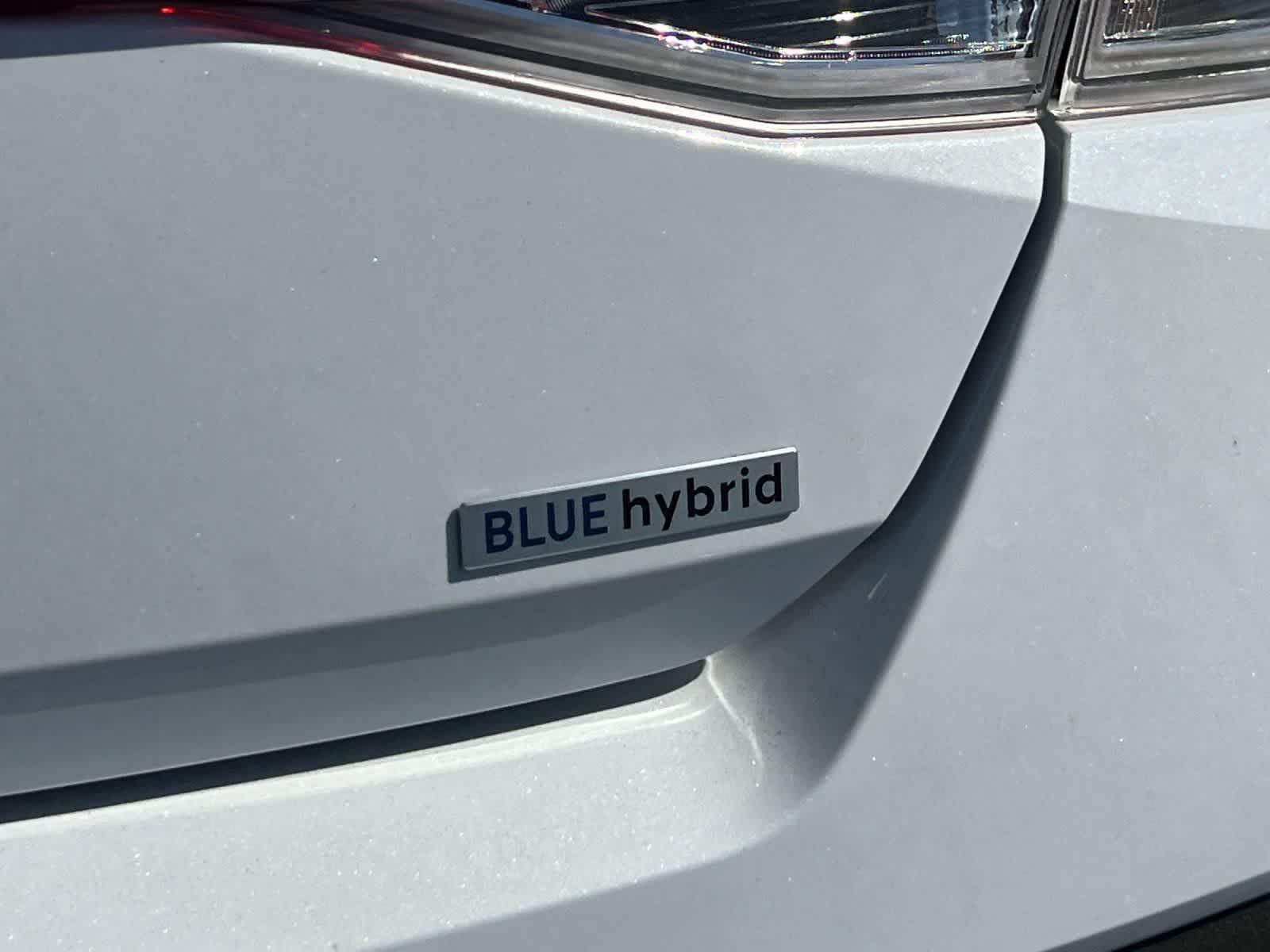 2025 Hyundai Elantra Blue - Photo 25
