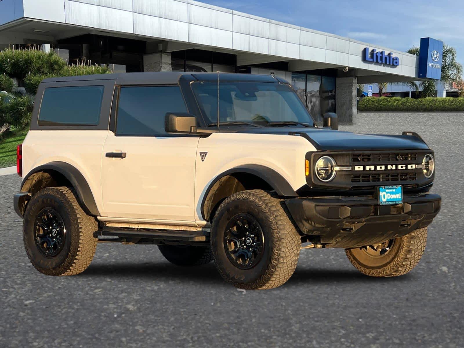 Thumbnail: 2022 Ford Bronco - 10