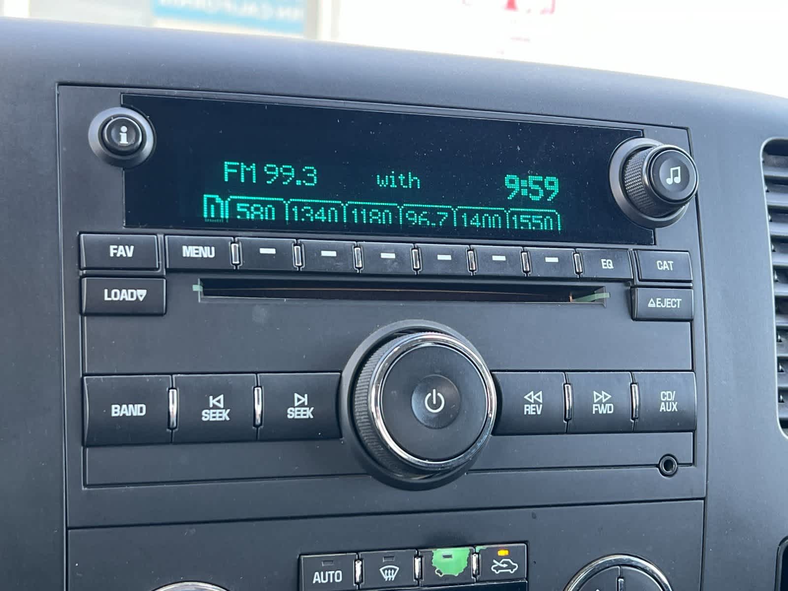 Thumbnail: 2010 GMC Sierra 1500 - 18