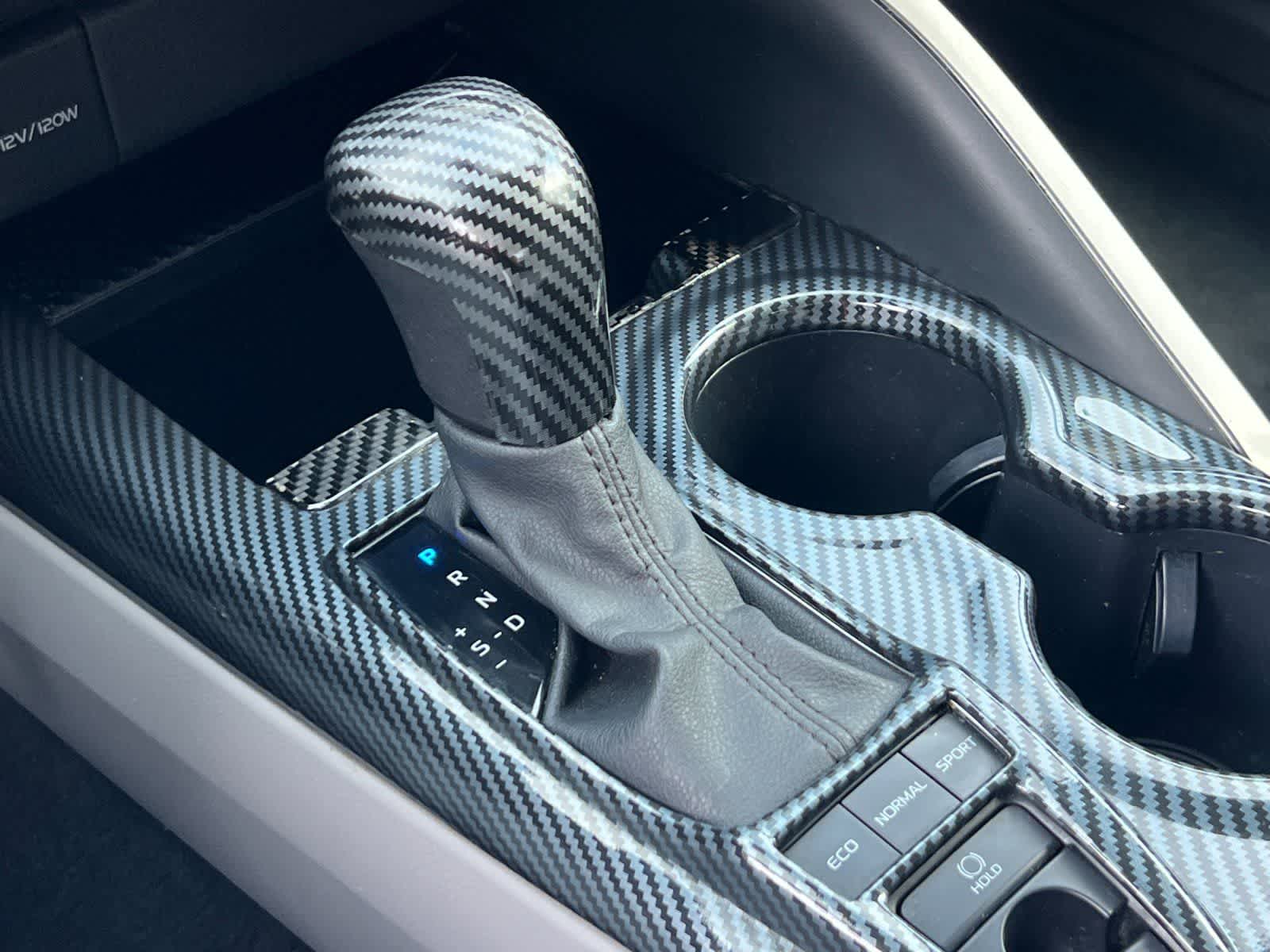 Thumbnail: 2023 Toyota Camry - 21