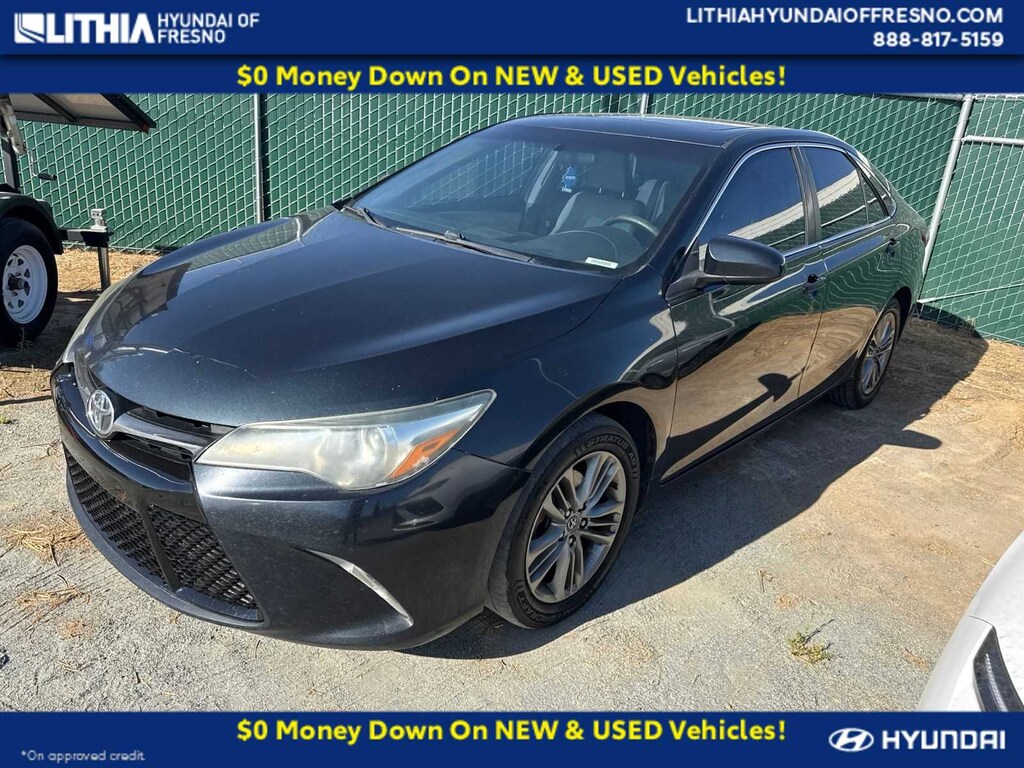 Used 2015 Toyota Camry SE Sedan