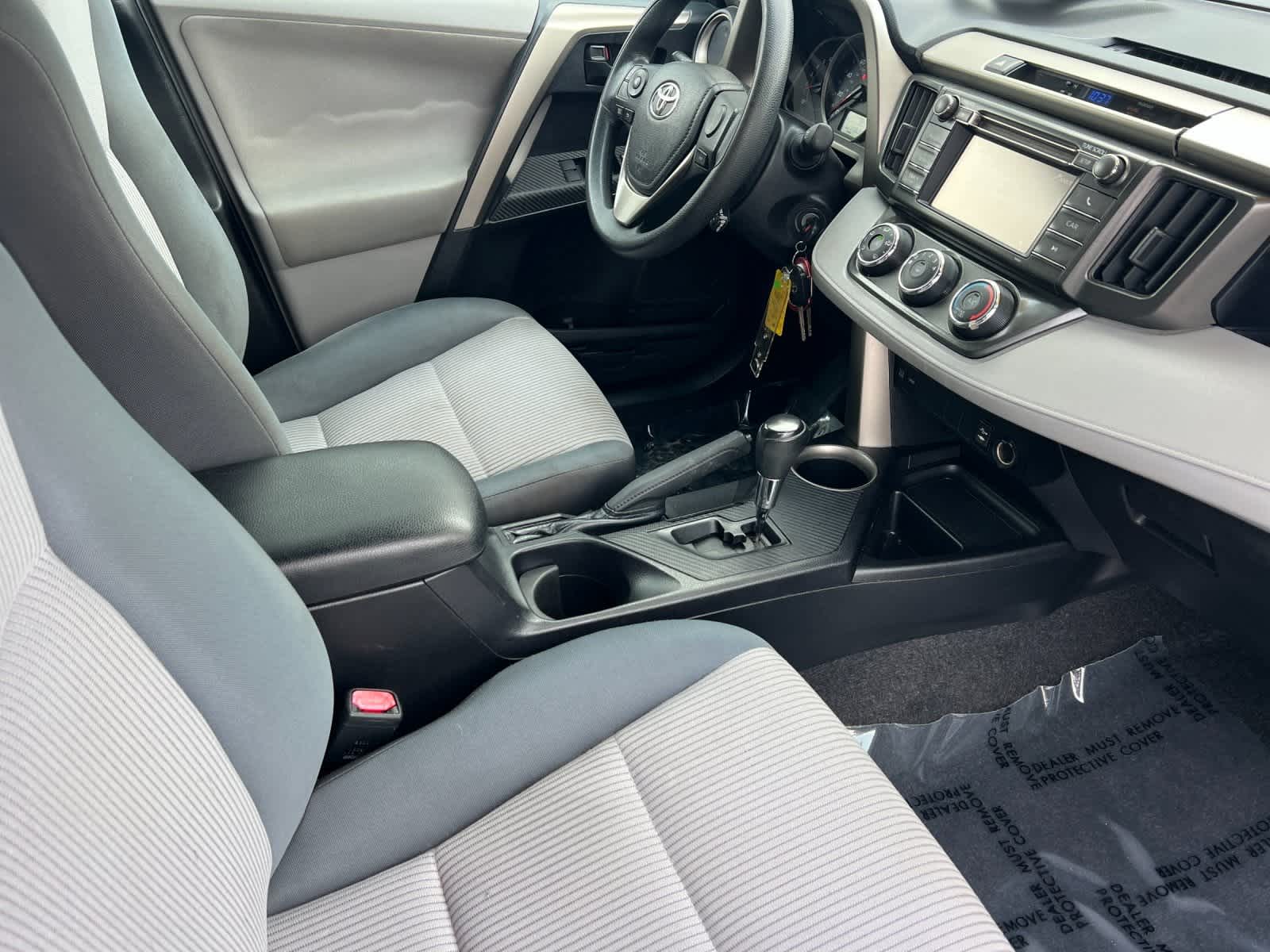 Thumbnail: 2013 Toyota RAV4 - 17