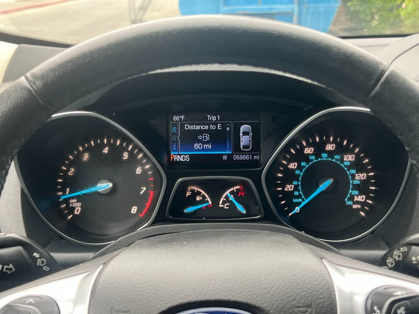 Thumbnail: 2015 Ford Escape - 25