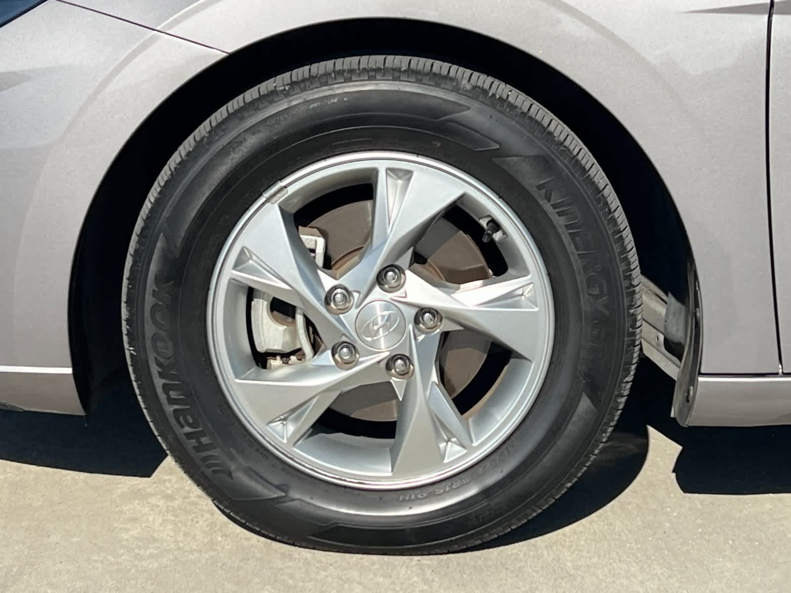 Thumbnail: 2023 Hyundai Elantra - 24