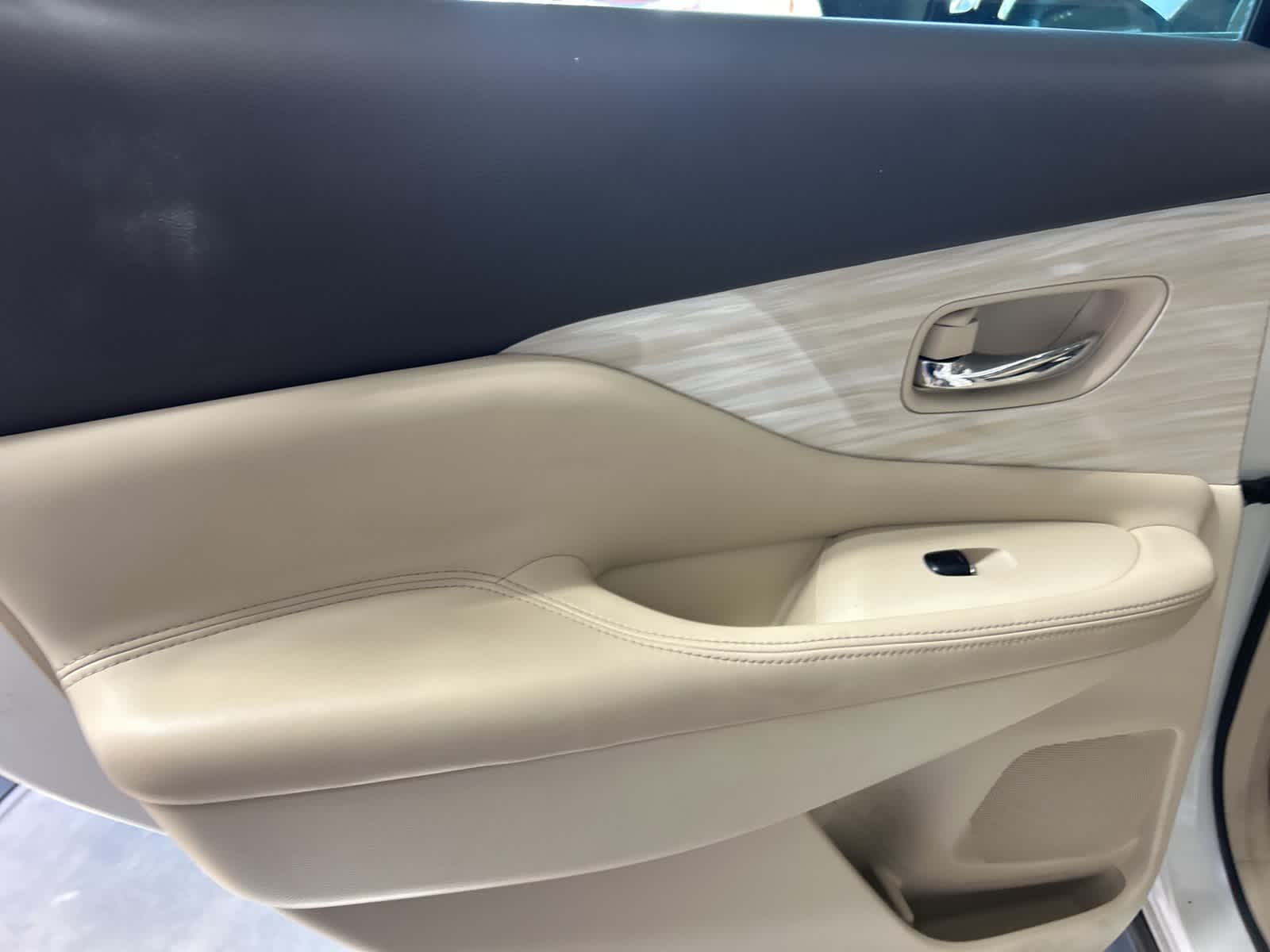 Thumbnail: 2017 Nissan Murano - 18