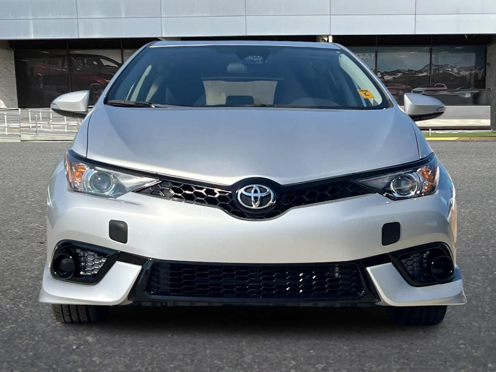 Thumbnail: 2017 Toyota Corolla iM - 11