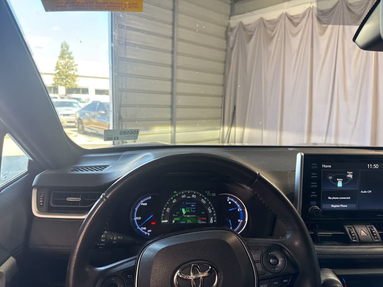 Thumbnail: 2021 Toyota RAV4 - 23