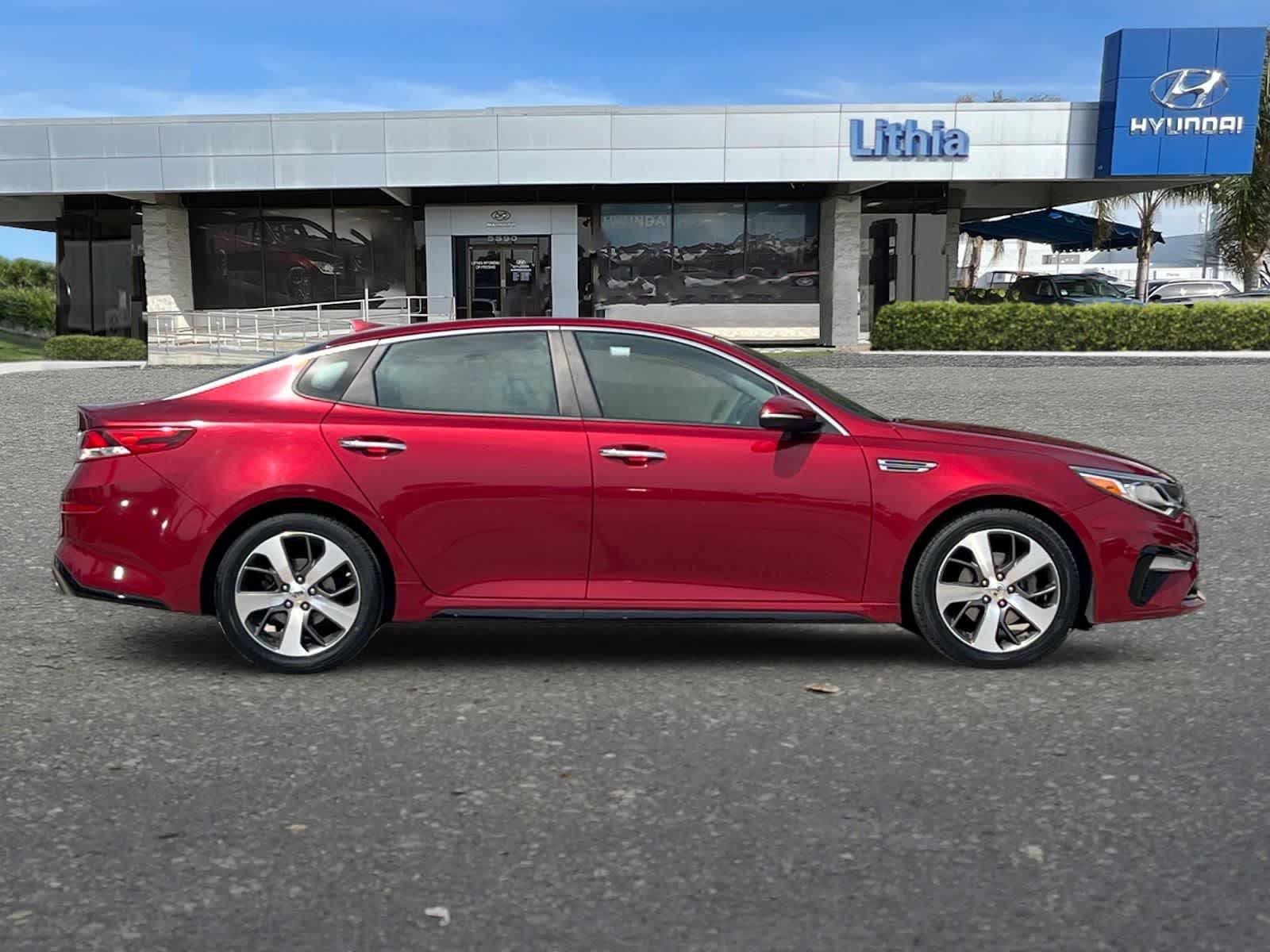 Thumbnail: 2020 Kia Optima - 9