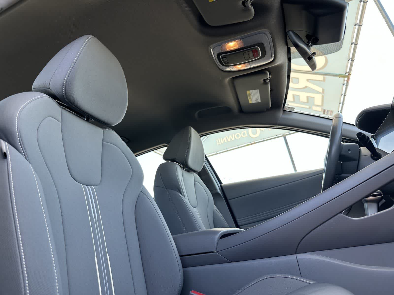 Thumbnail: 2023 Hyundai Elantra - 17