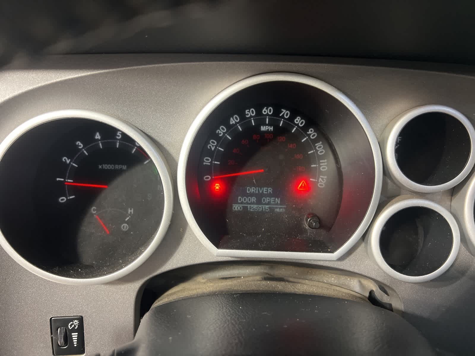 Thumbnail: 2011 Toyota Tundra - 30