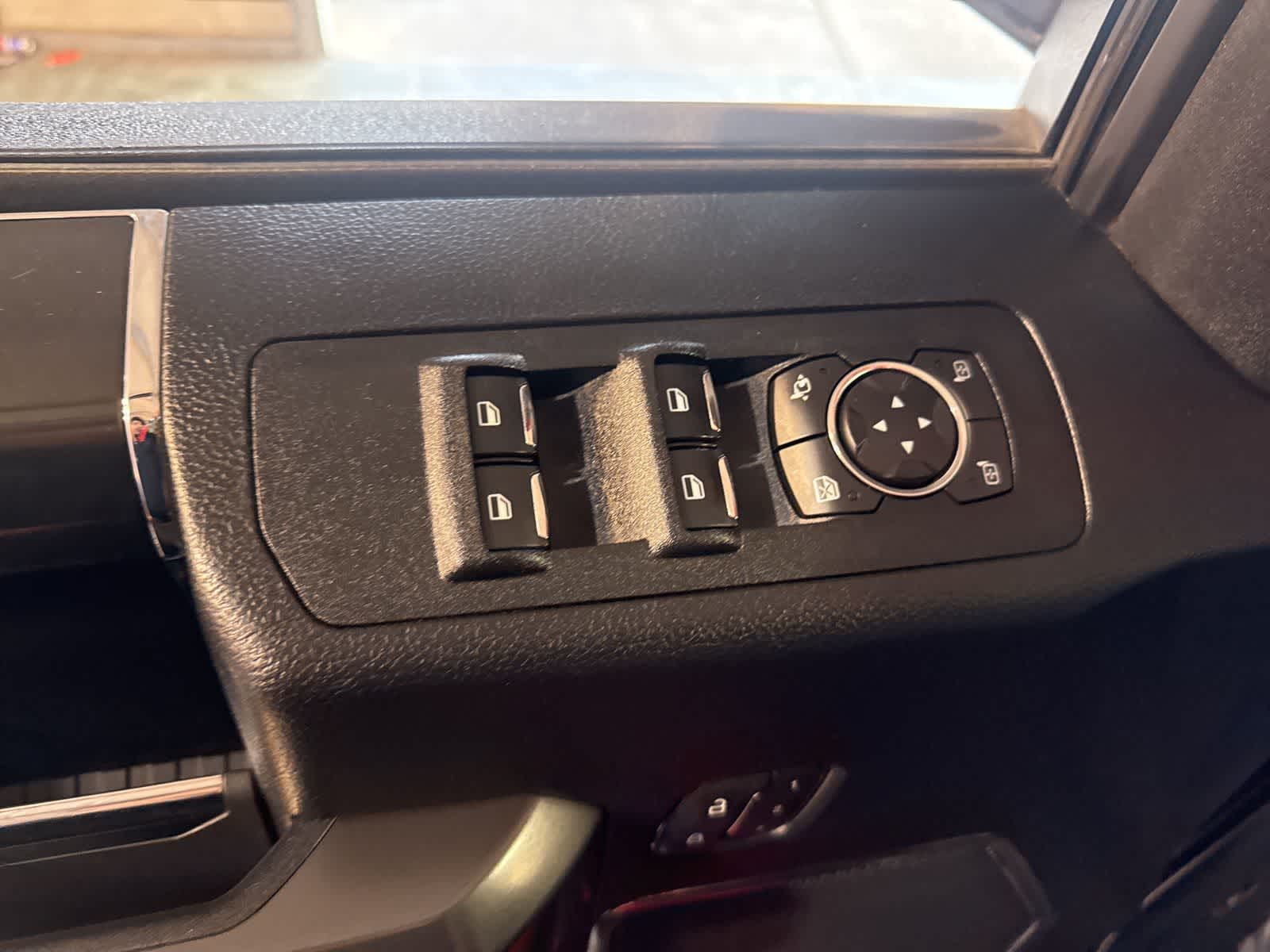 Thumbnail: 2019 Ford F-150 - 19