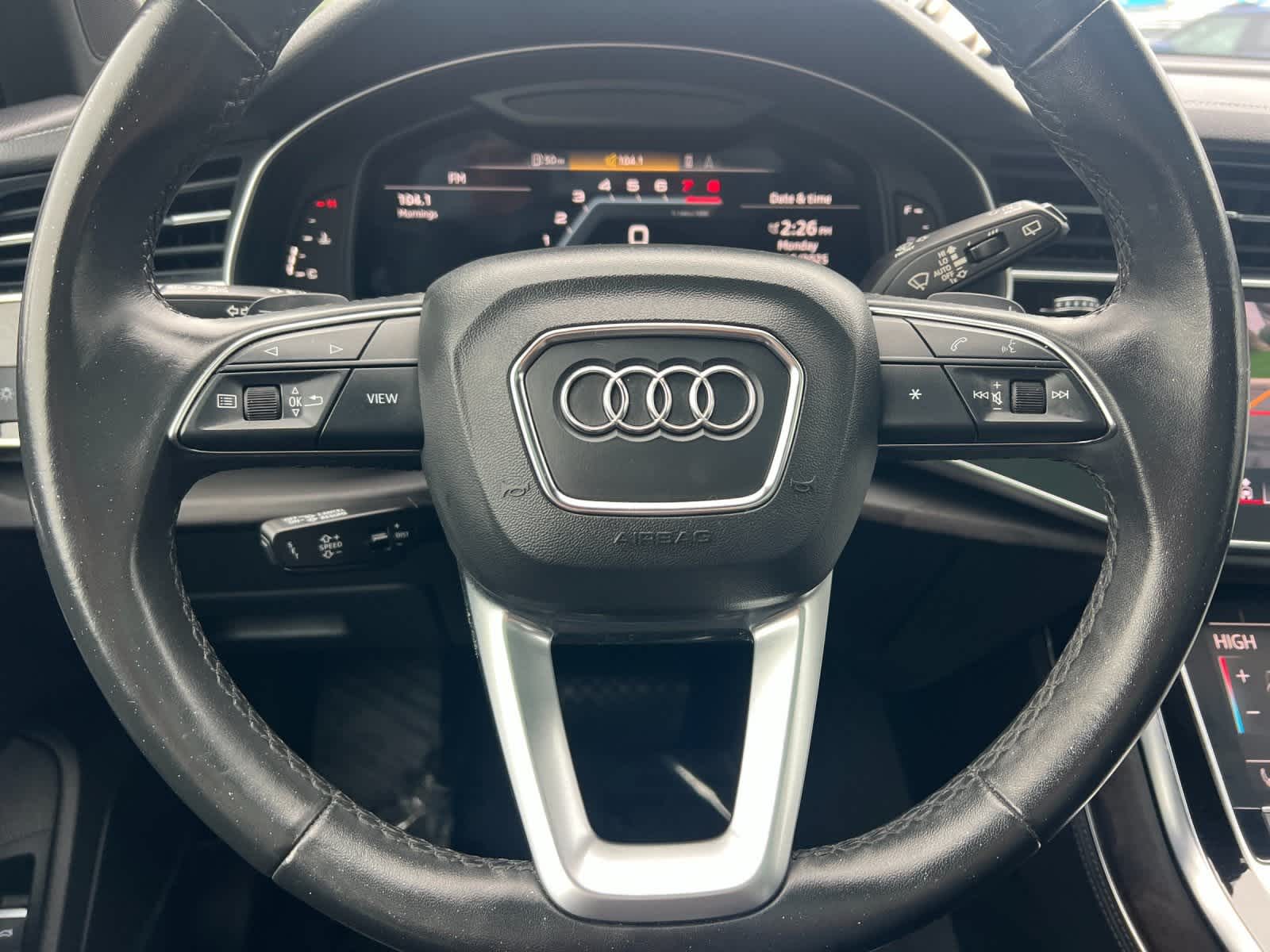 Thumbnail: 2023 Audi Q7 - 25