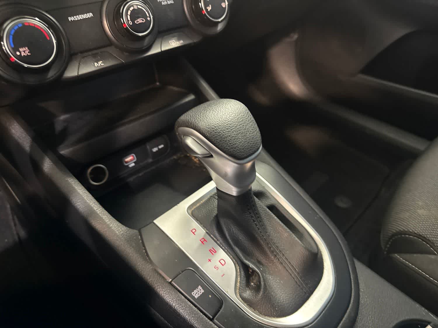 Thumbnail: 2023 Kia Forte - 17