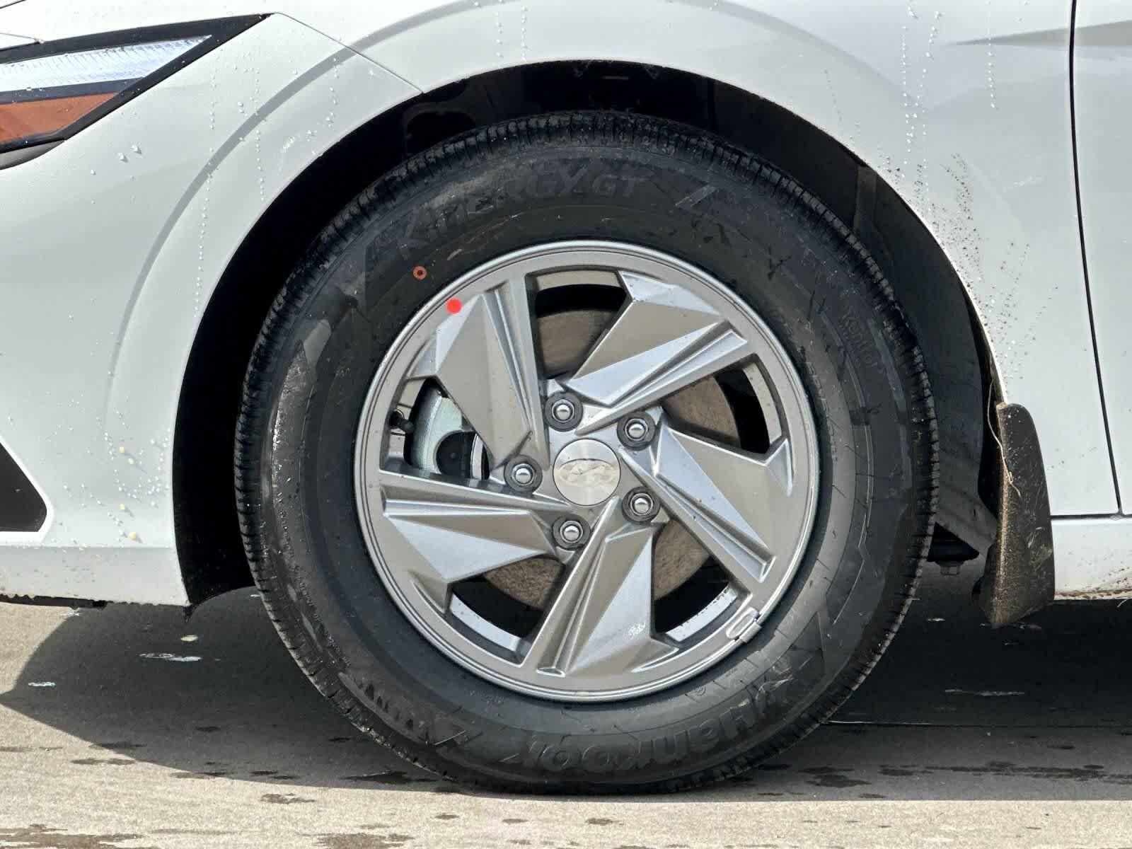 Thumbnail: 2026 Hyundai Elantra - 25